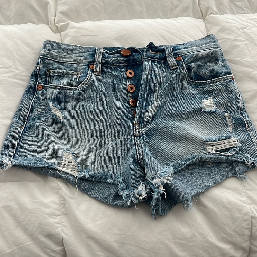 Jean shorts, button up